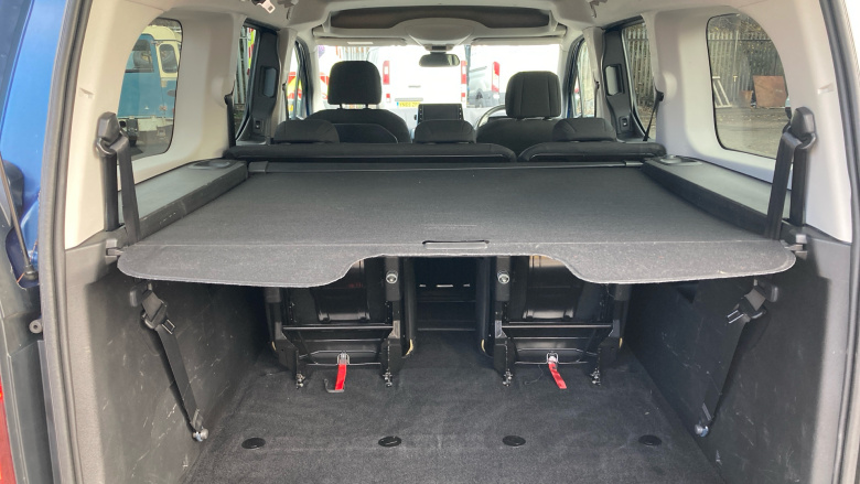 Vauxhall Combo Life 1.2 Turbo 130 SE XL 5dr Auto [7 seat] Petrol Estate